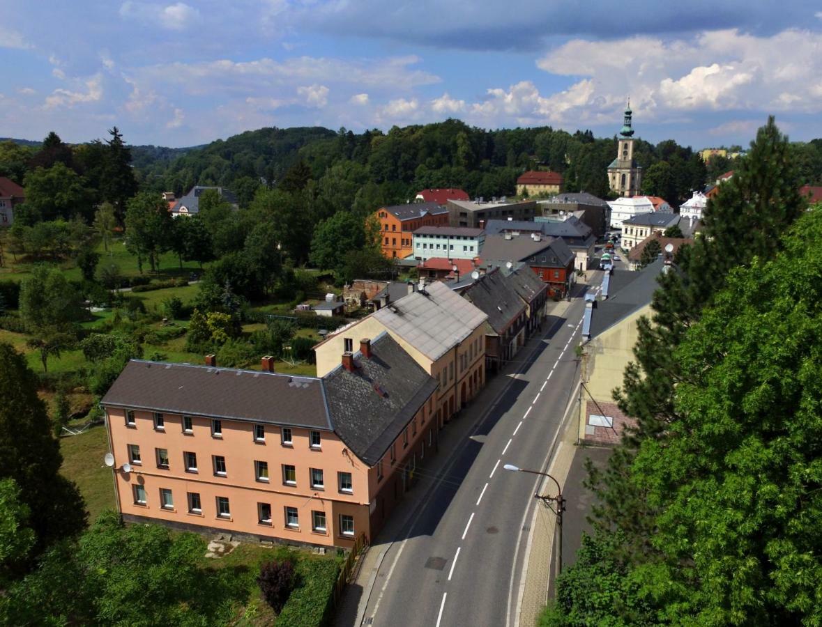 Bigtrip.Cz Apartments Krásná Lípa Esterno foto